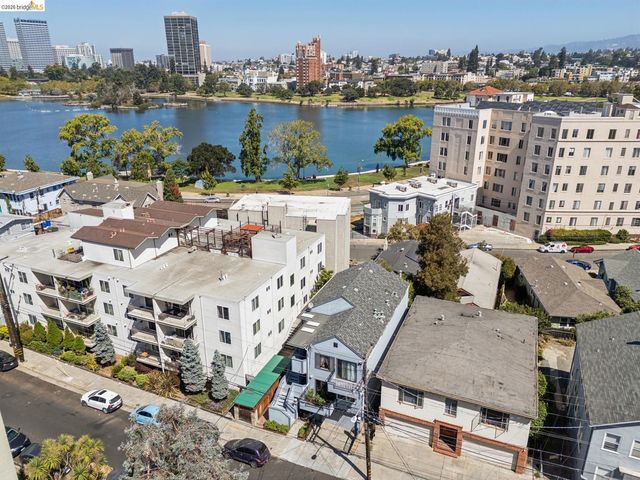 459 Stow Ave, Oakland, CA 94606
