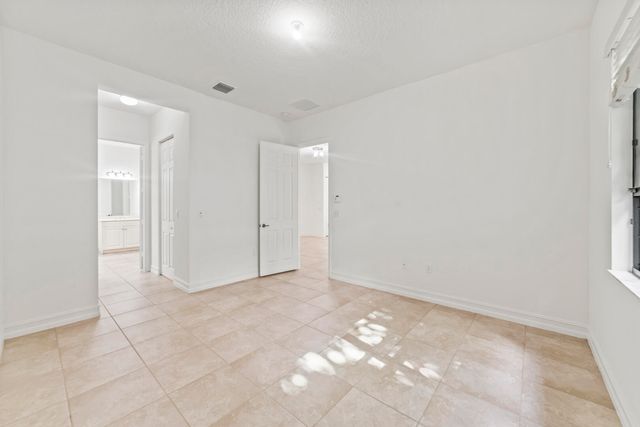 8086 Rainforest Jasper Lane, Delray Beach, FL 33446