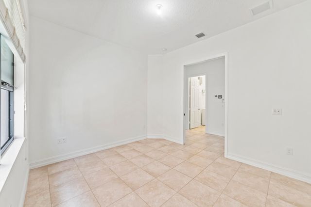 8086 Rainforest Jasper Lane, Delray Beach, FL 33446