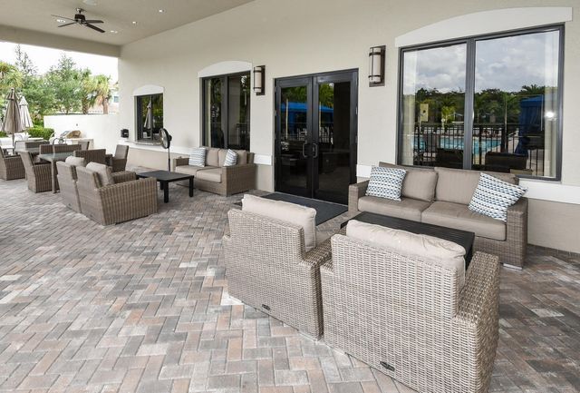 8086 Rainforest Jasper Lane, Delray Beach, FL 33446