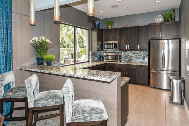 8086 Rainforest Jasper Lane, Delray Beach, FL 33446