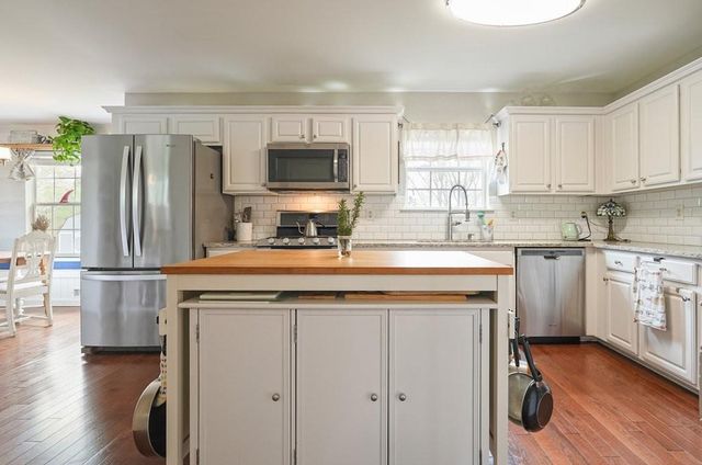 9130 Brookhurst Trail, Gainesville, GA 30506