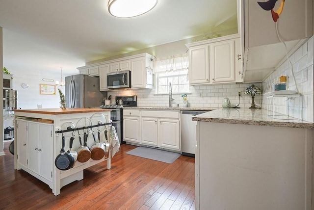 9130 Brookhurst Trail, Gainesville, GA 30506