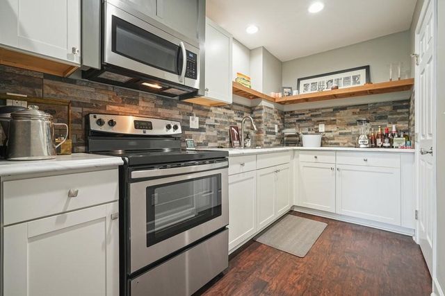 9130 Brookhurst Trail, Gainesville, GA 30506