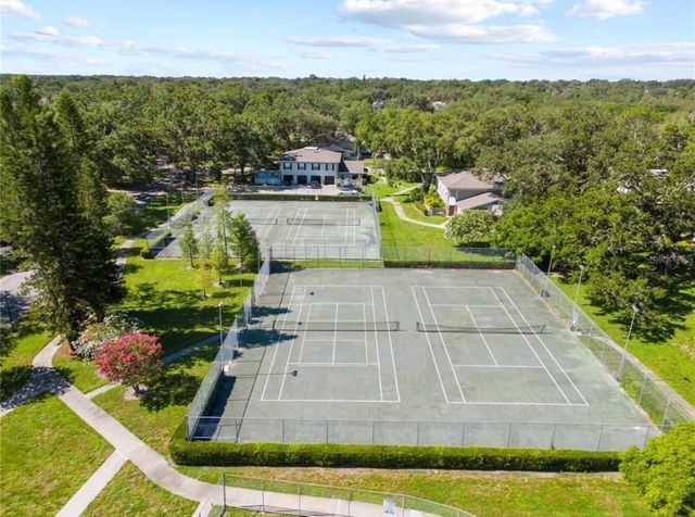 6206 GREENLEAF LANE, Tampa, FL 33617