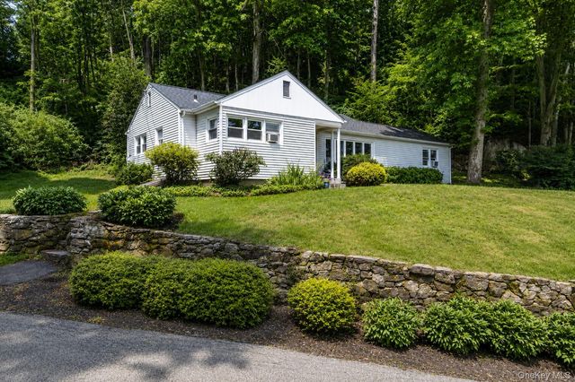 136 Pound Ridge Road, Bedford, NY 10506
