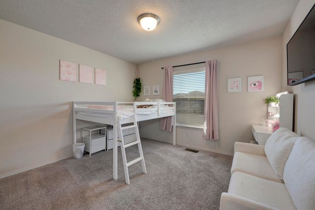 6908 Papaya Street NE, Albuquerque, NM 87109