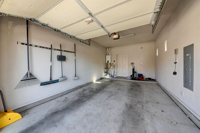 6908 Papaya Street NE, Albuquerque, NM 87109