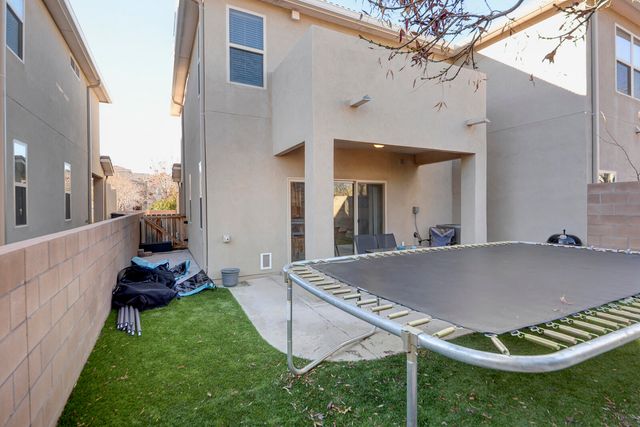 6908 Papaya Street NE, Albuquerque, NM 87109