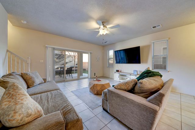 6908 Papaya Street NE, Albuquerque, NM 87109