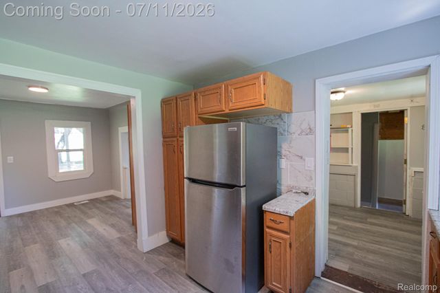 20500 McKishnie Street, Clinton Charter Township, MI 48035