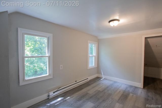 20500 McKishnie Street, Clinton Charter Township, MI 48035