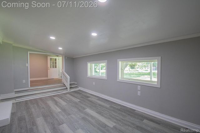 20500 McKishnie Street, Clinton Charter Township, MI 48035
