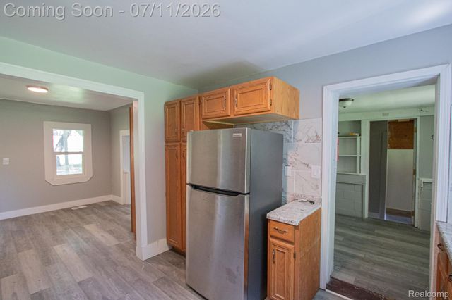 20500 McKishnie Street, Clinton Charter Township, MI 48035