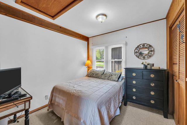 4226 Maple DRIVE, Delavan, WI 53115