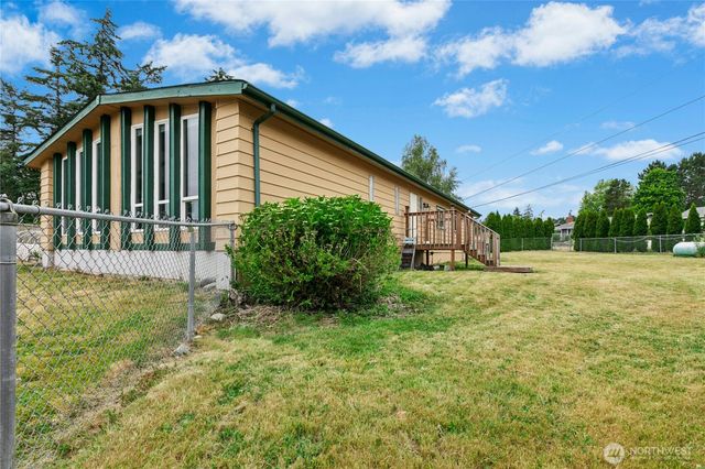 801 Walker Avenue, Oak Harbor, WA 98277