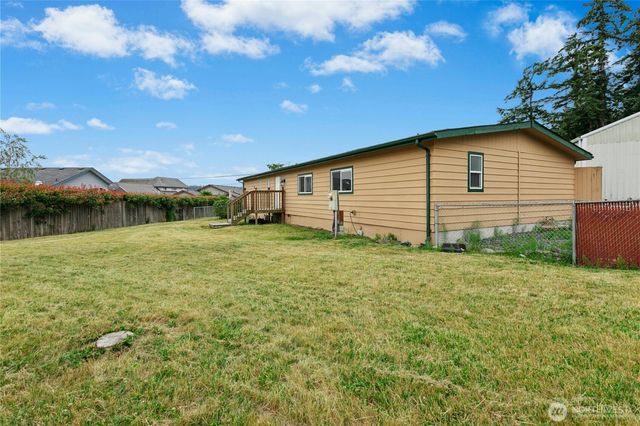 801 Walker Avenue, Oak Harbor, WA 98277