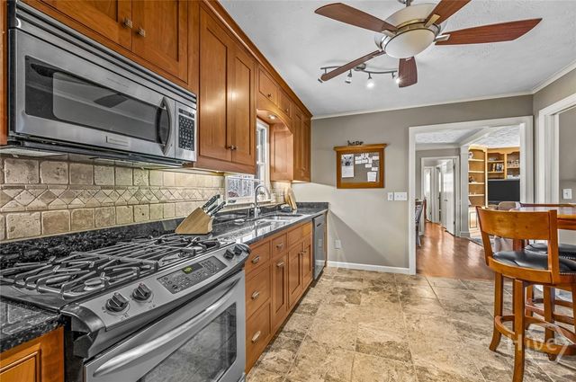 1390 Pioneer Circle, Watkinsville, GA 30677