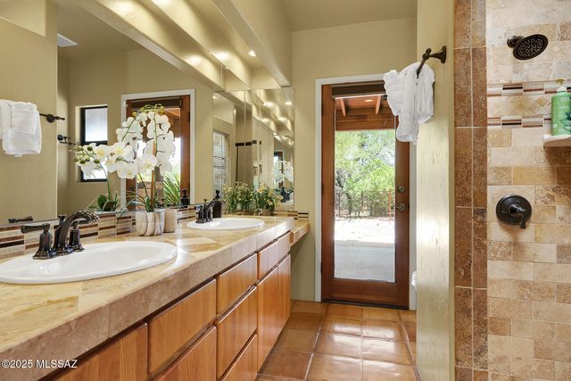 3071 N Wentworth Road, Tucson, AZ 85749