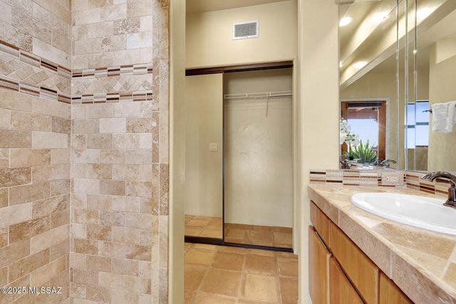 3071 N Wentworth Road, Tucson, AZ 85749