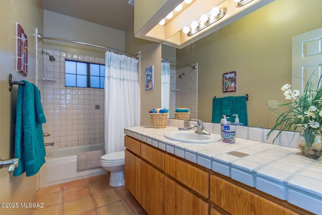 3071 N Wentworth Road, Tucson, AZ 85749