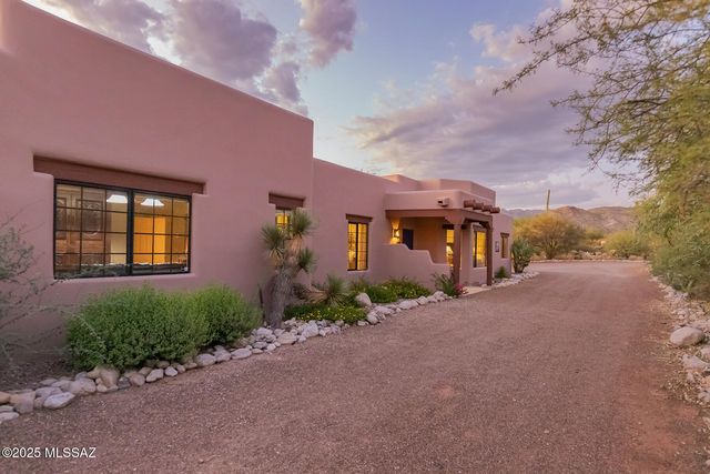 3071 N Wentworth Road, Tucson, AZ 85749