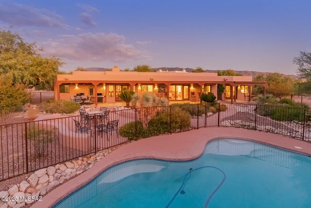 3071 N Wentworth Road, Tucson, AZ 85749