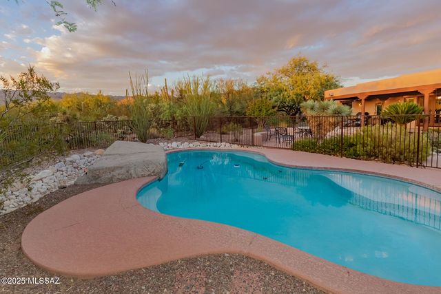 3071 N Wentworth Road, Tucson, AZ 85749