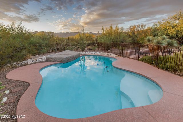3071 N Wentworth Road, Tucson, AZ 85749