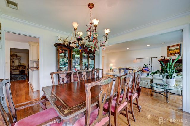 29 1st Street, Franklin, NJ 08873