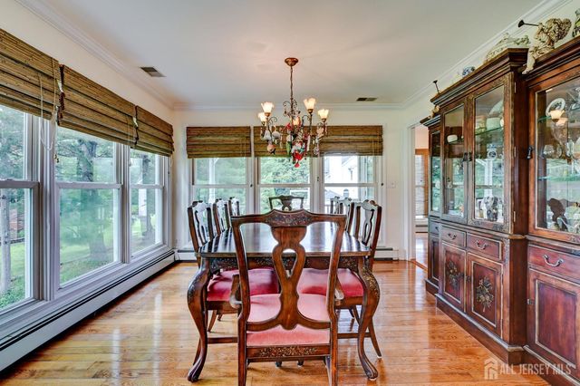 29 1st Street, Franklin, NJ 08873