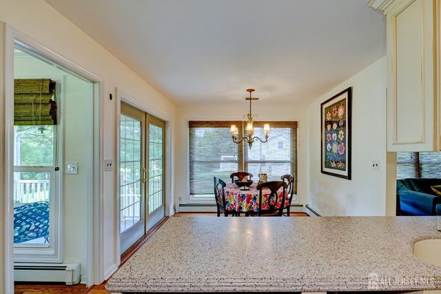 29 1st Street, Franklin, NJ 08873