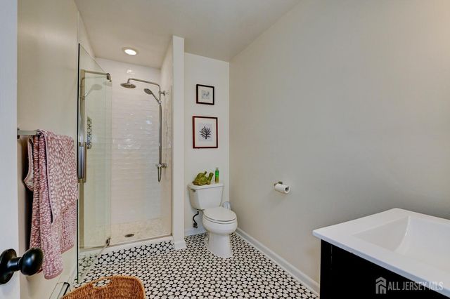 29 1st Street, Franklin, NJ 08873