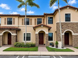 755 SE 32nd Ter 755, Homestead, FL 33033