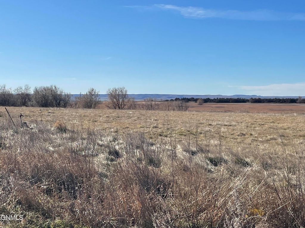 25 Rudy Lane SW, Linton, ND 58552 photo 3