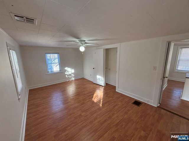 86 Ringwood Avenue, Ringwood, NJ 07456