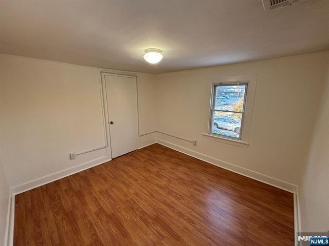 86 Ringwood Avenue, Ringwood, NJ 07456