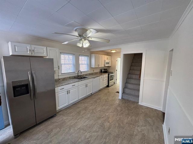 86 Ringwood Avenue, Ringwood, NJ 07456