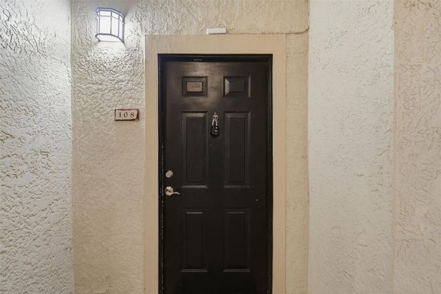 126 VISTA VERDI CIRCLE 108, Lake Mary, FL 32746