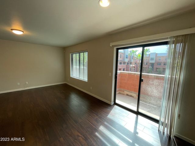 330 S Farmer Avenue Unit 114, Tempe, AZ 85281