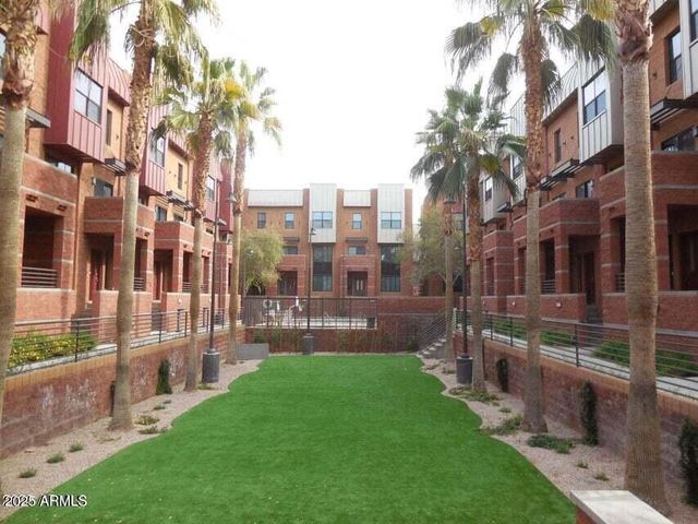330 S Farmer Avenue Unit 114, Tempe, AZ 85281