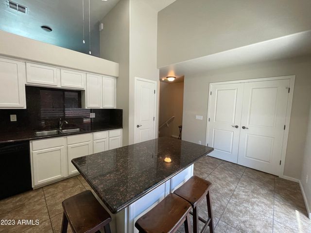 330 S Farmer Avenue Unit 114, Tempe, AZ 85281