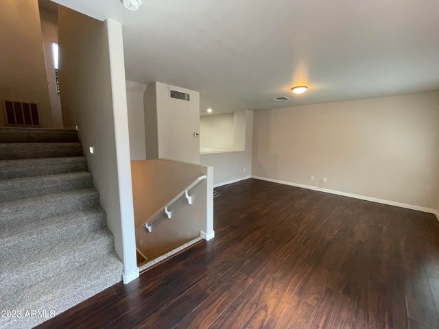 330 S Farmer Avenue Unit 114, Tempe, AZ 85281