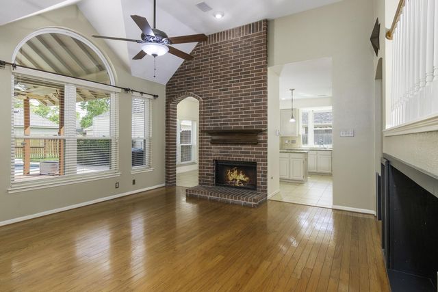 803 Colony Glen Court, Houston, TX 77062