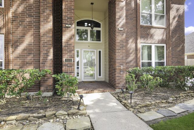 803 Colony Glen Court, Houston, TX 77062