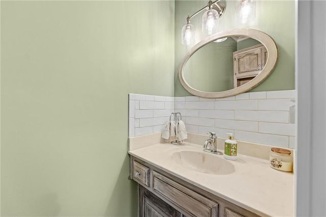 4024 N 123rd Terrace, Kansas City, KS 66109