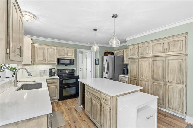4024 N 123rd Terrace, Kansas City, KS 66109