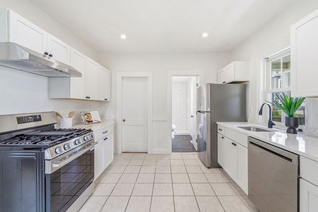 37 Bettinson, Everett, MA 02149