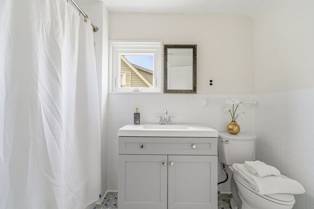 37 Bettinson, Everett, MA 02149