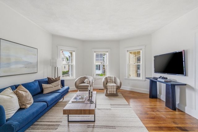 37 Bettinson, Everett, MA 02149